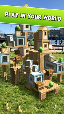 Angry Birds AR Isle of Pigs1